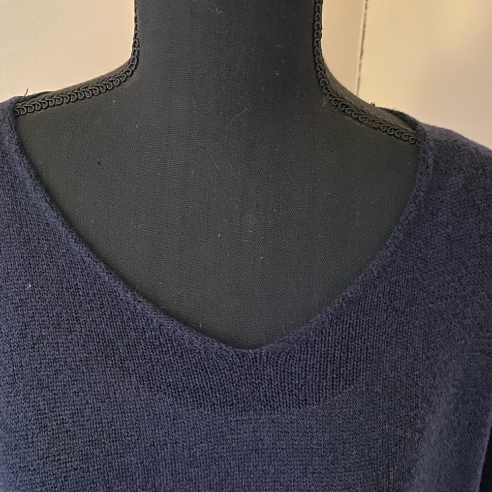 Company Ellen Tracy Sweater